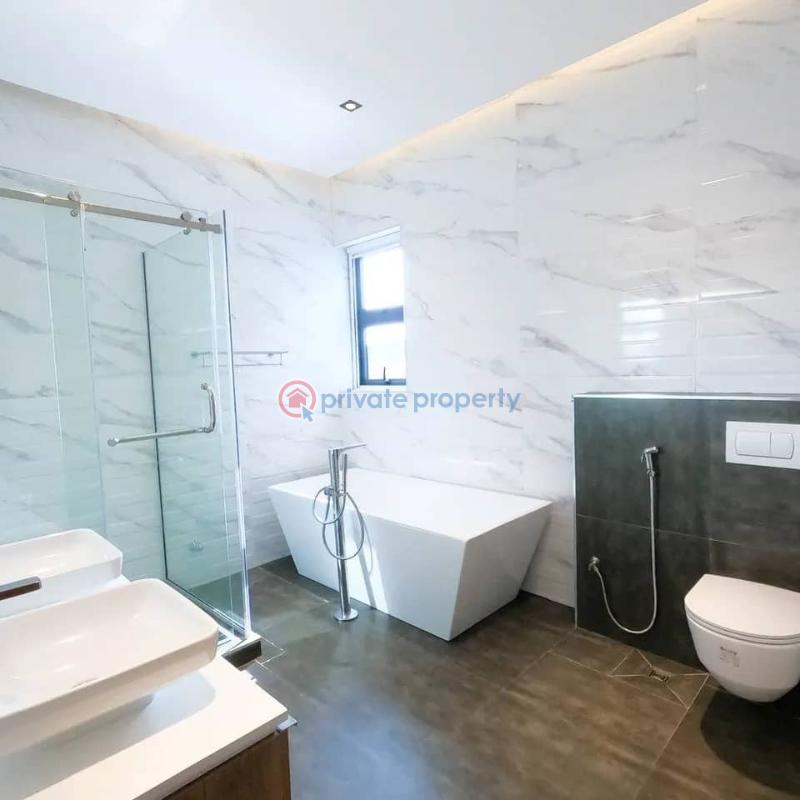Luxury 4 bedrooms detached duplex with swimming pool and bq - 14 4 bedroom Detached Duplex For Sale Royal Garden Estate Ajah Lagos - 14
