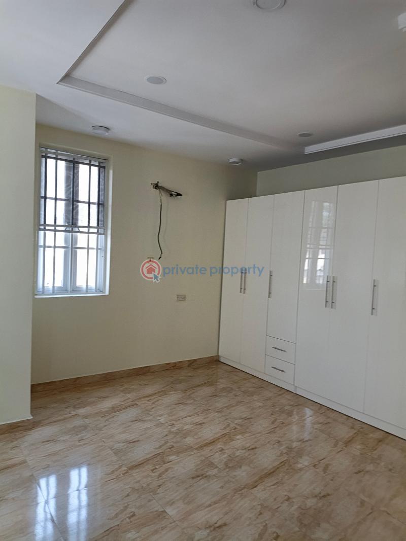 4 bedroom Semi detached Duplex For Sale Okupe Estate Mende Maryland Lagos - 6