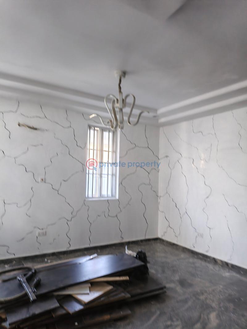 4 bedroom Semi detached Duplex For Sale Okupe Estate Mende Maryland Lagos - 2