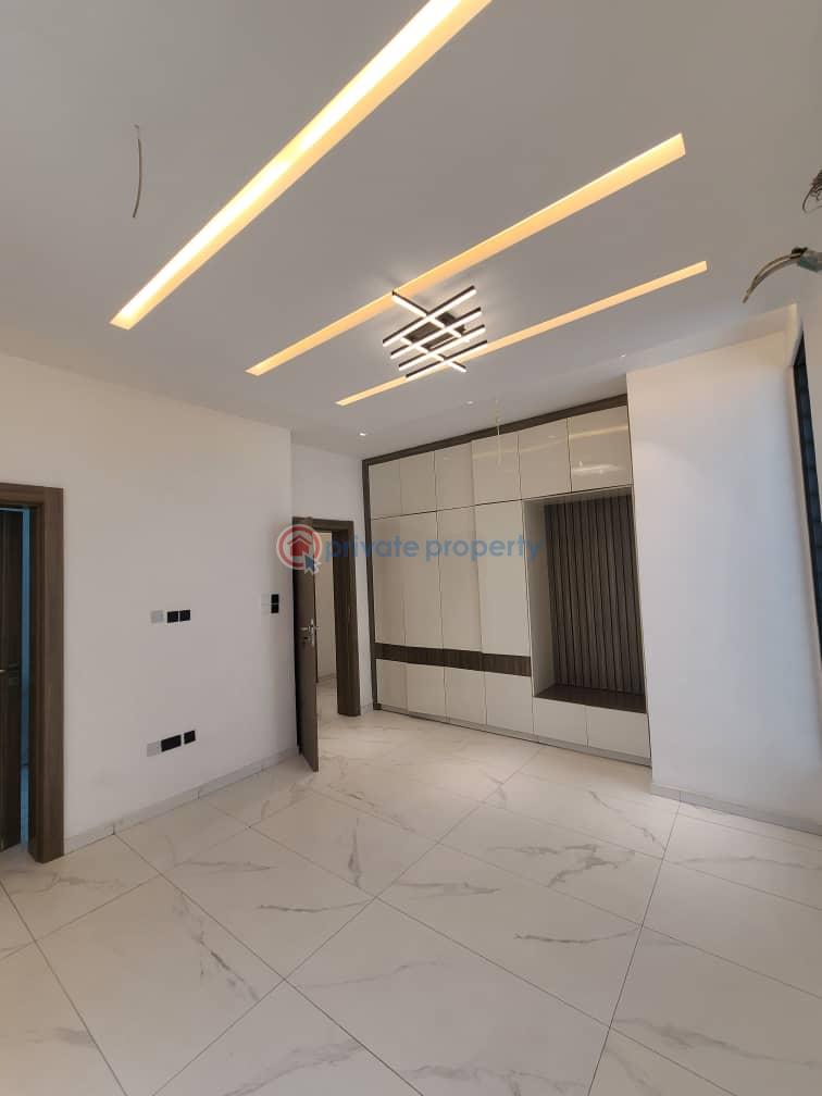 4 bedroom Terrace For Sale Fantastic Estate Ilasan Lekki Lagos - 9