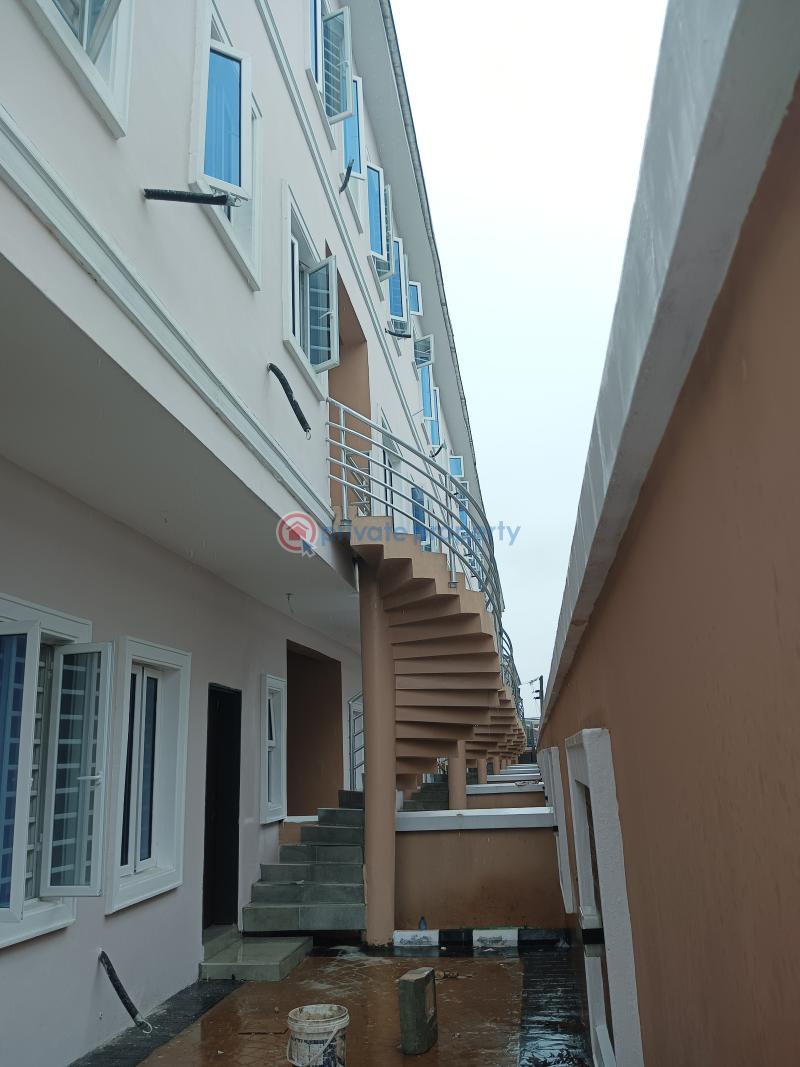 4 bedroom Terrace For Sale Fantastic Estate Ilasan Lekki Lagos - 8