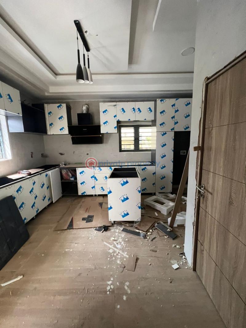 4 bedroom Semi detached Duplex For Sale Adeniyi Jones Ikeja Lagos - 15