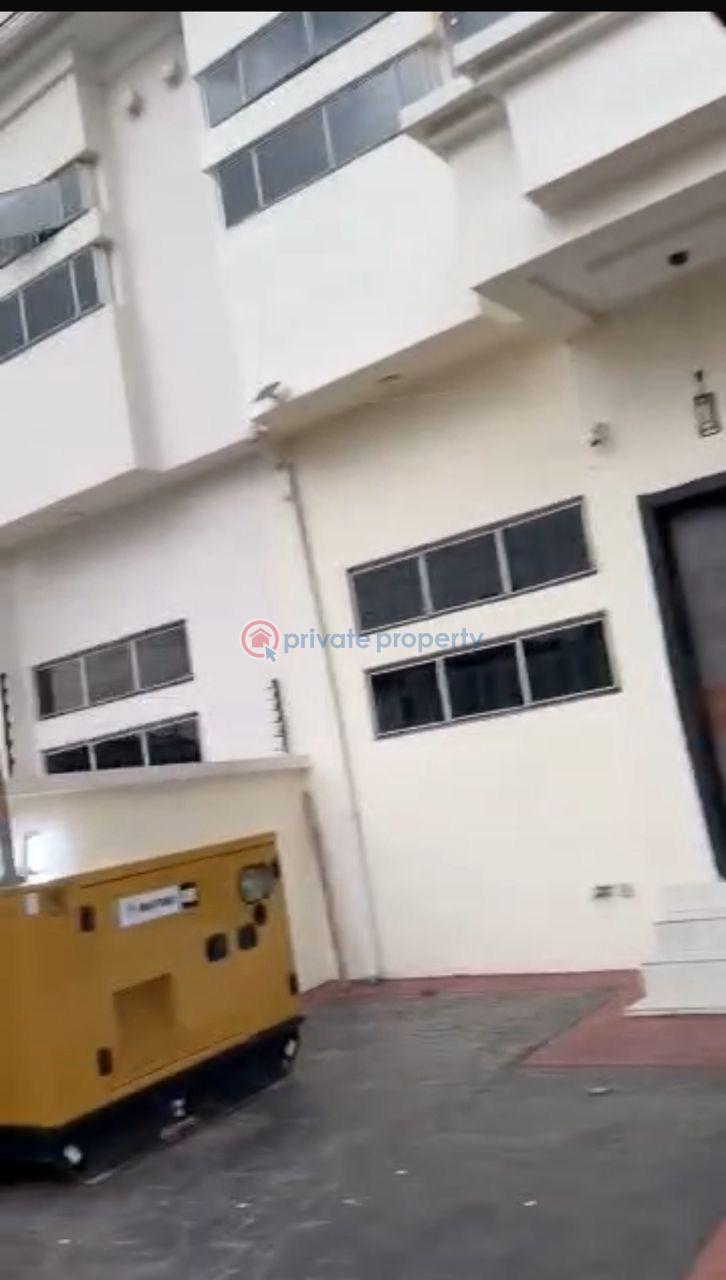 4 bedroom Semi detached Duplex For Rent Ikota Lekki Lagos - 2