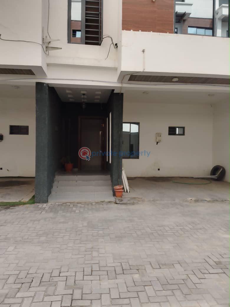 4 bedroom Terrace For Rent Ologolo Lekki Lagos - 2