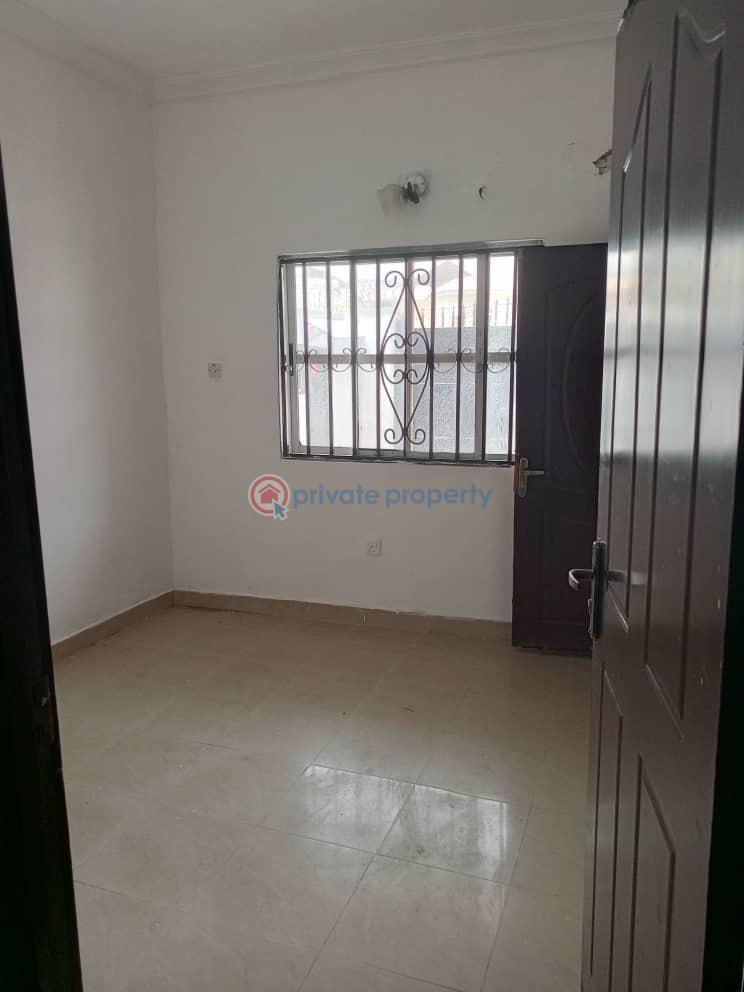4 bedroom Semi detached Duplex For Sale Idado Lekki Lagos - 13