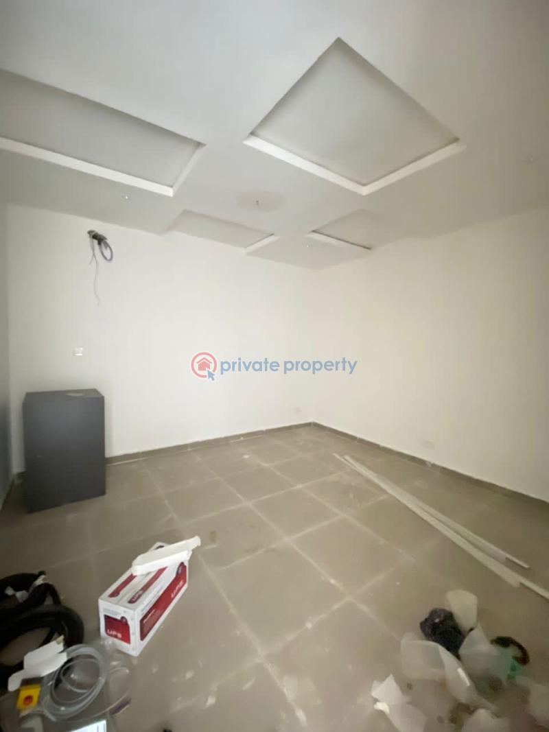 4 bedroom Terraced Duplex For Rent 𝗢𝗳𝗳 𝗔𝗱𝗺𝗶𝗿𝗮𝗹𝘁𝘆 𝗪𝗮𝘆, Lekki Phase 1 Lagos - 5