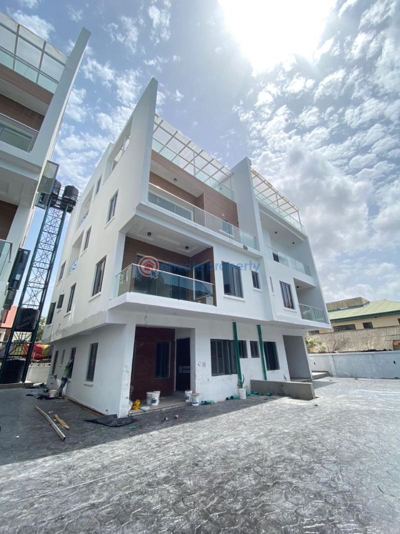 4 bedroom Terraced Duplex For Rent 𝗢𝗳𝗳 𝗔𝗱𝗺𝗶𝗿𝗮𝗹𝘁𝘆 𝗪𝗮𝘆, Lekki Phase 1 Lagos - 0