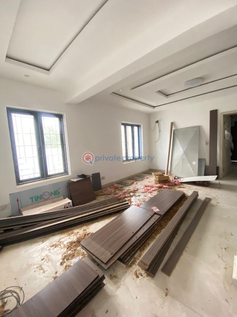 4 bedroom Terraced Duplex For Rent 𝗢𝗳𝗳 𝗔𝗱𝗺𝗶𝗿𝗮𝗹𝘁𝘆 𝗪𝗮𝘆, Lekki Phase 1 Lagos - 16