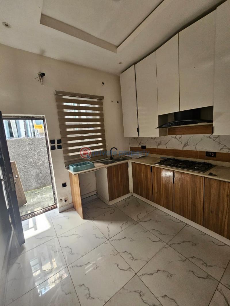 4 bedroom Terraced Duplex For Rent Ikota Lekki Lagos - 6