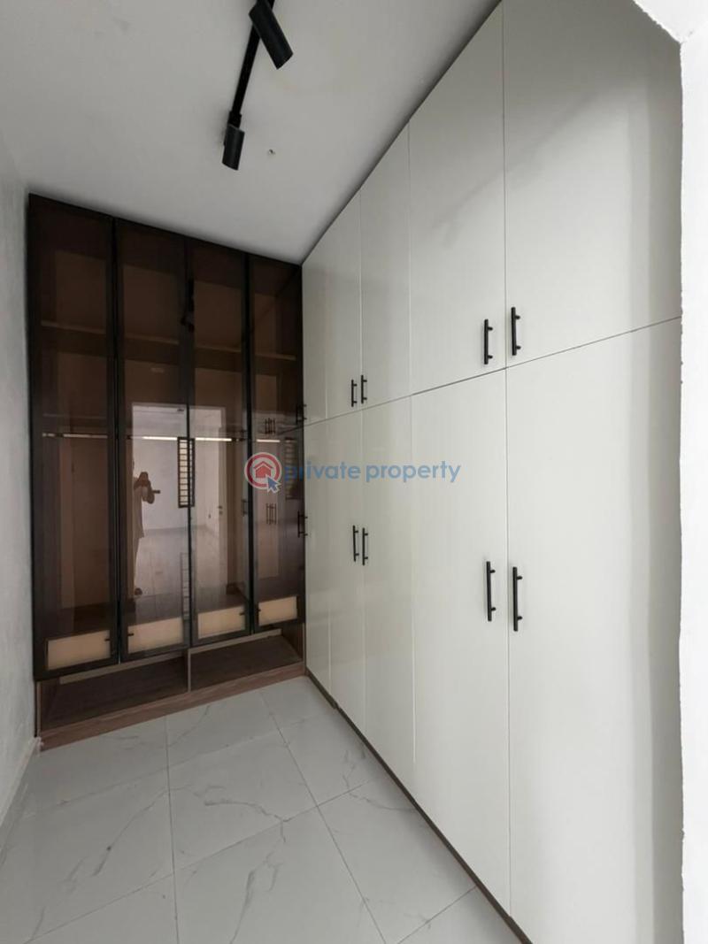 4 bedroom Detached Duplex For Sale Idado Lekki Lagos - 9