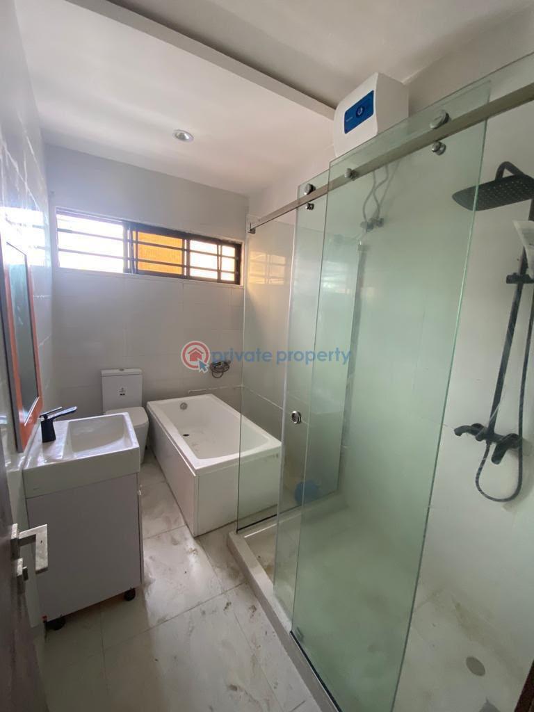 4 bedroom Terrace For Rent Ologolo Lekki Lagos - 5