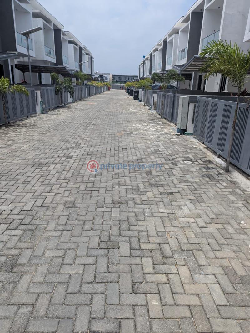 4 bedroom Semi detached Duplex For Sale Orchid Lekki Lagos Lekki Lagos - 13