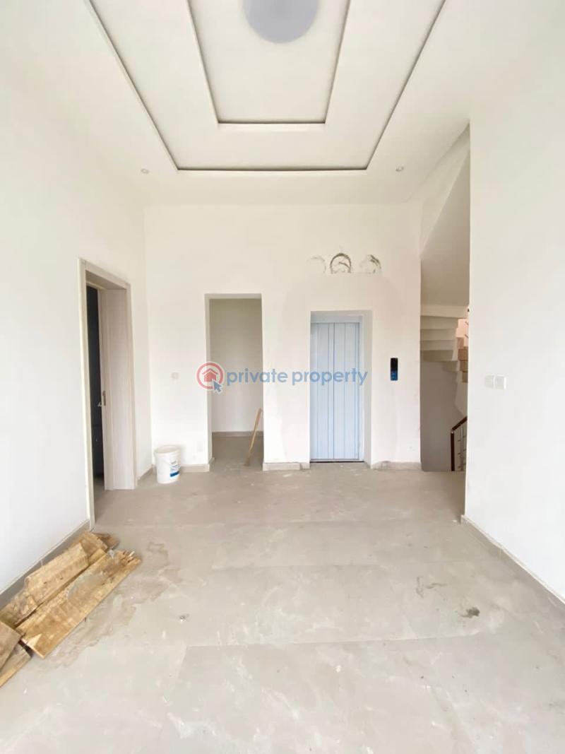 4 bedroom Terraced Duplex For Rent 𝗢𝗳𝗳 𝗔𝗱𝗺𝗶𝗿𝗮𝗹𝘁𝘆 𝗪𝗮𝘆, Lekki Phase 1 Lagos - 10