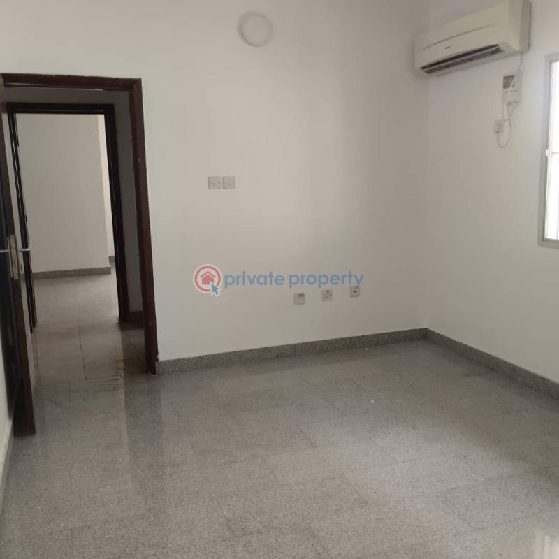 4 bedroom Terraced Duplex For Rent 𝐀𝐝𝐦𝐢𝐫𝐚𝐥𝐭𝐲 𝐖𝐚𝐲 Lekki Phase 1 Lagos - 5