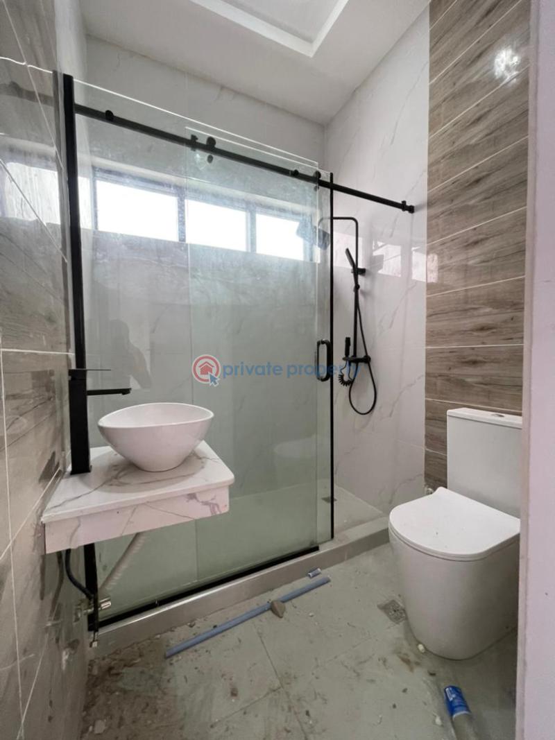 4 bedroom Detached Duplex For Sale Chevron Lekki Lagos - 14