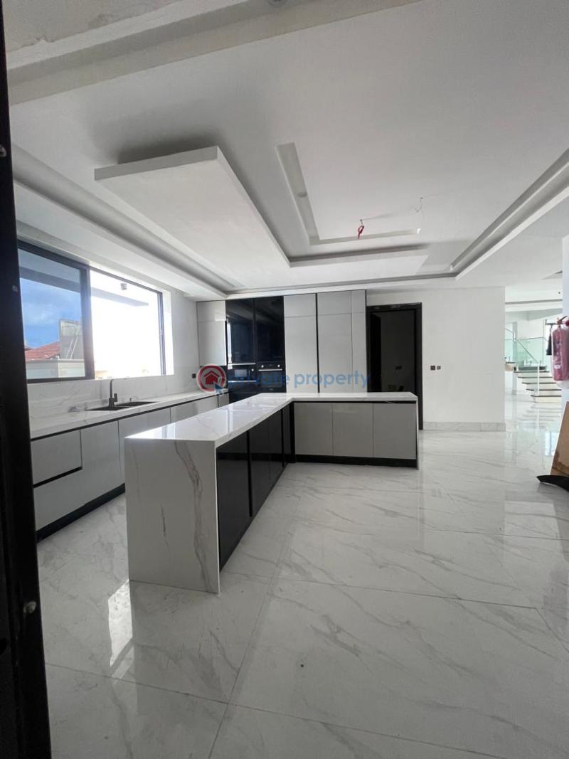 4 bedroom Maisonette For Rent Banana Island Ikoyi Lagos - 3