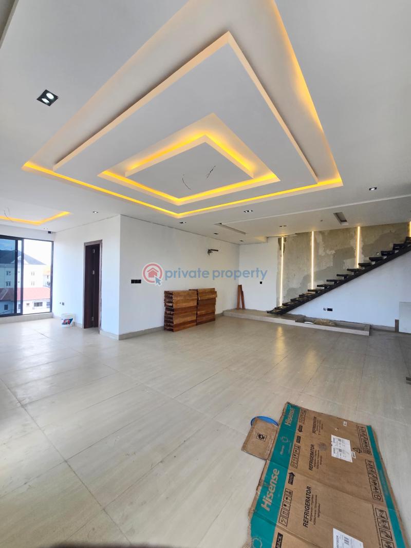 4 bedroom Maisonette For Sale Shonibare Estate Maryland Lagos - 14