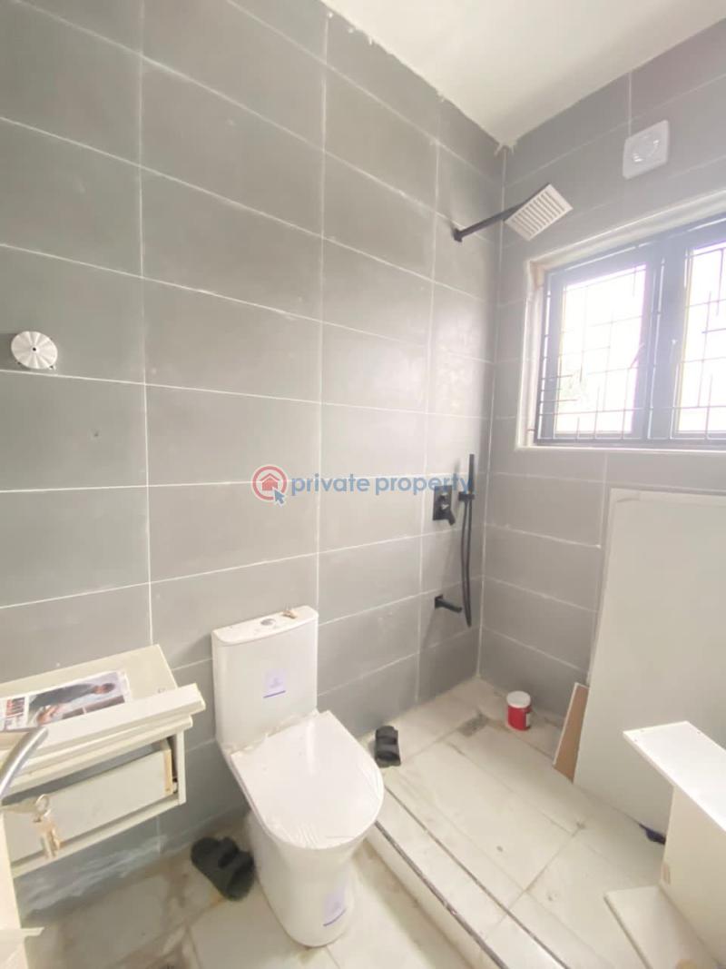 4 bedroom Terraced Duplex For Rent 𝗢𝗳𝗳 𝗔𝗱𝗺𝗶𝗿𝗮𝗹𝘁𝘆 𝗪𝗮𝘆, Lekki Phase 1 Lagos - 15