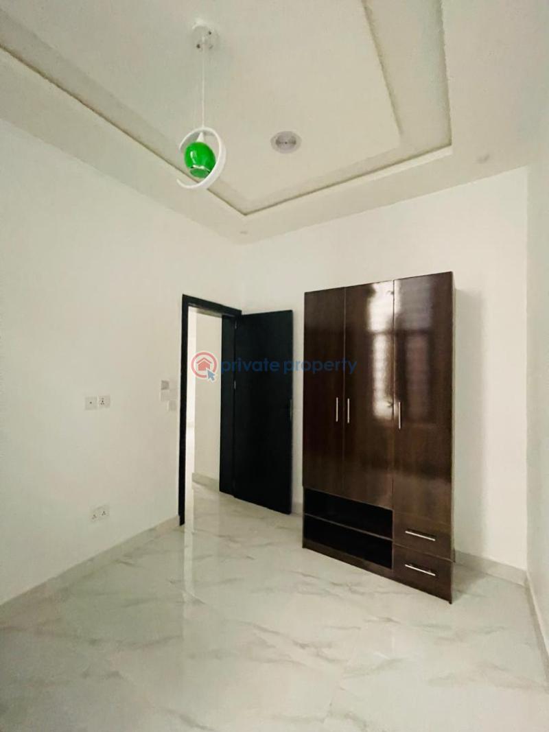 4 bedroom Semi detached Duplex For Sale Chevron Lekki Chevron Drive Lekki Lagos - 5