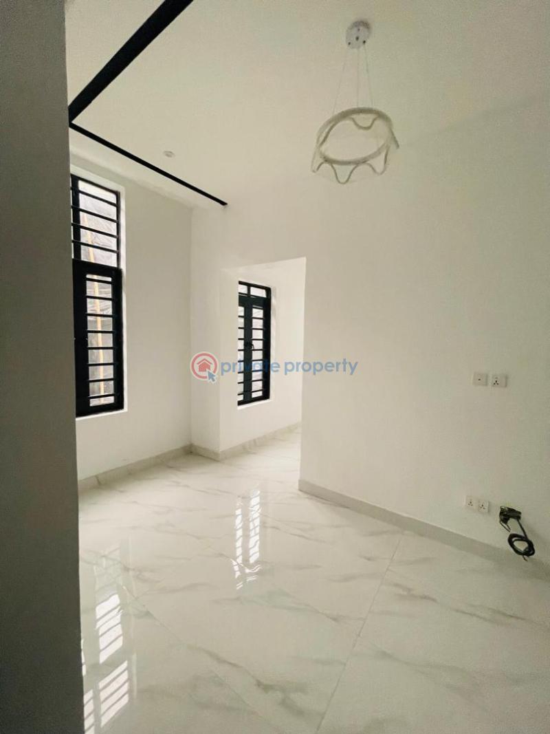 4 bedroom Semi detached Duplex For Sale Chevron Lekki Chevron Drive Lekki Lagos - 2