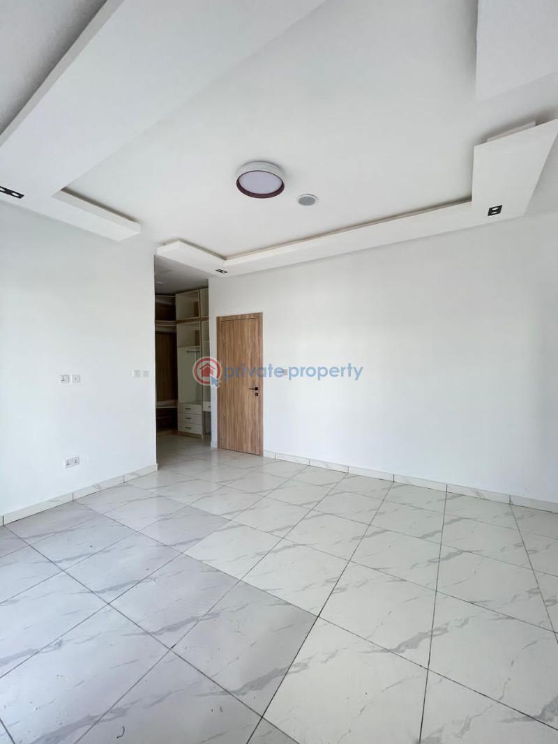 4 bedroom Semi detached Duplex For Sale Orchid Lagos Island  - 3