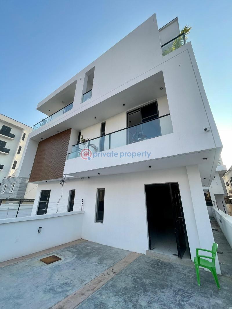 4 bedroom Semi detached Duplex For Sale Estate Lekki Lagos - 1
