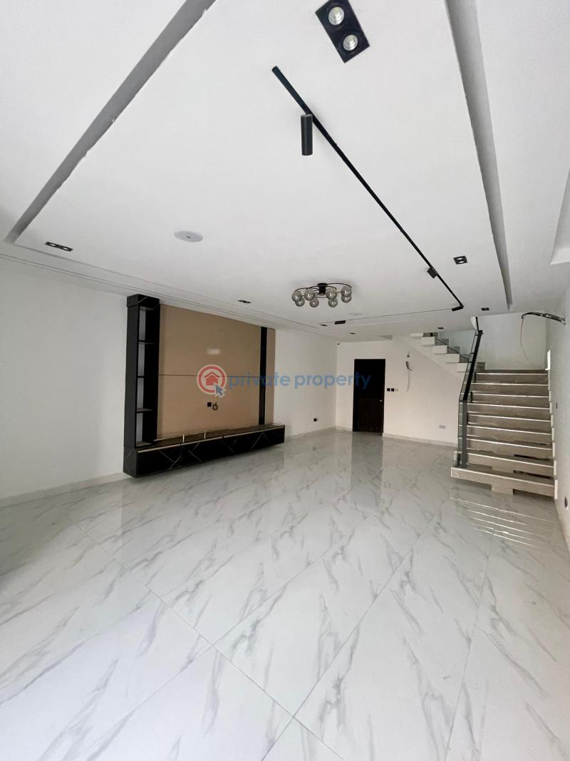 4 bedroom Semi detached Duplex For Sale Estate Lekki Lagos - 3