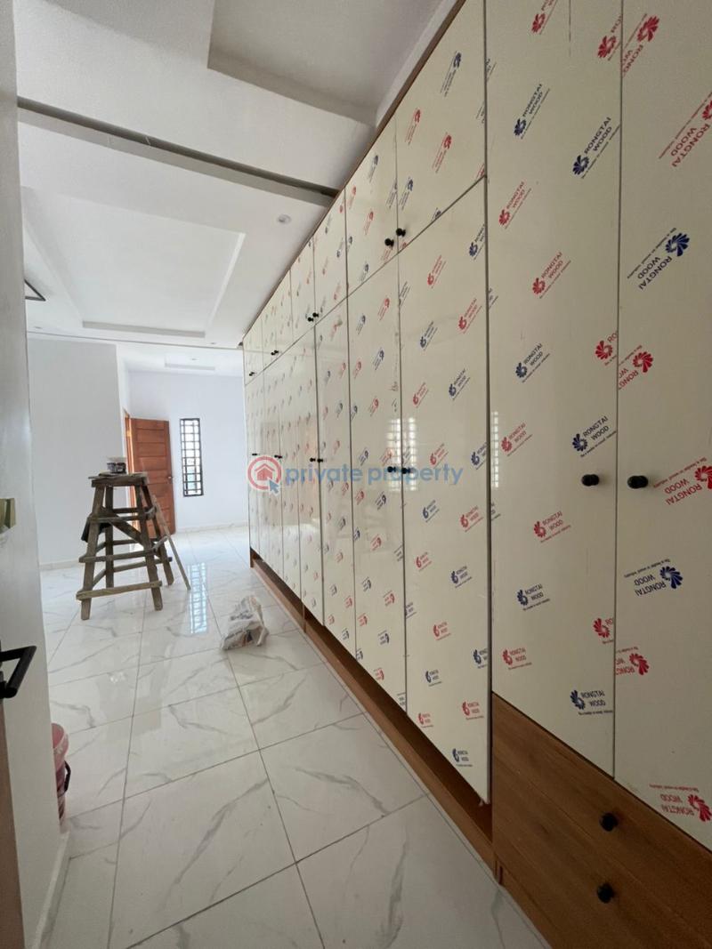 4 bedroom Terraced Duplex For Sale Ologolo Lekki Lagos - 7