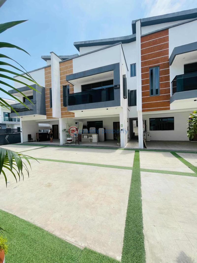 4 bedroom Terraced Duplex For Sale Chevron Lekki Lagos - 2