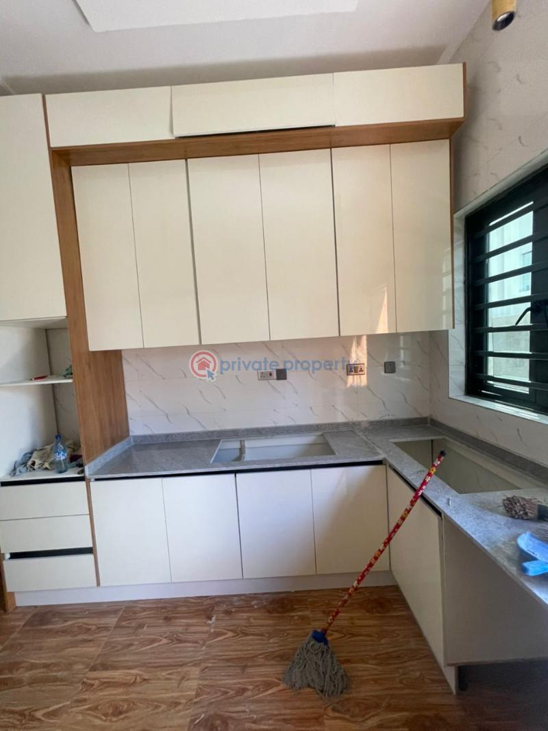 4 bedroom Terraced Duplex For Sale Ologolo Lekki Lagos - 17