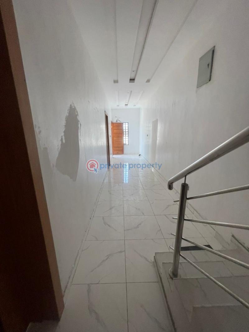 4 bedroom Terraced Duplex For Sale Ologolo Lekki Lagos - 15