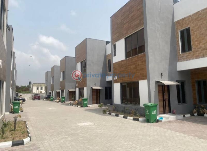 4 bedroom Terraced Duplex For Sale Sangotedo Lagos - 1