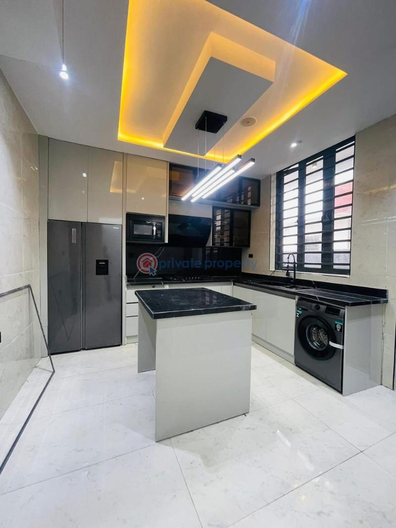 5 bedroom Detached Duplex For Sale Lekki Phase 1 Lagos - 2