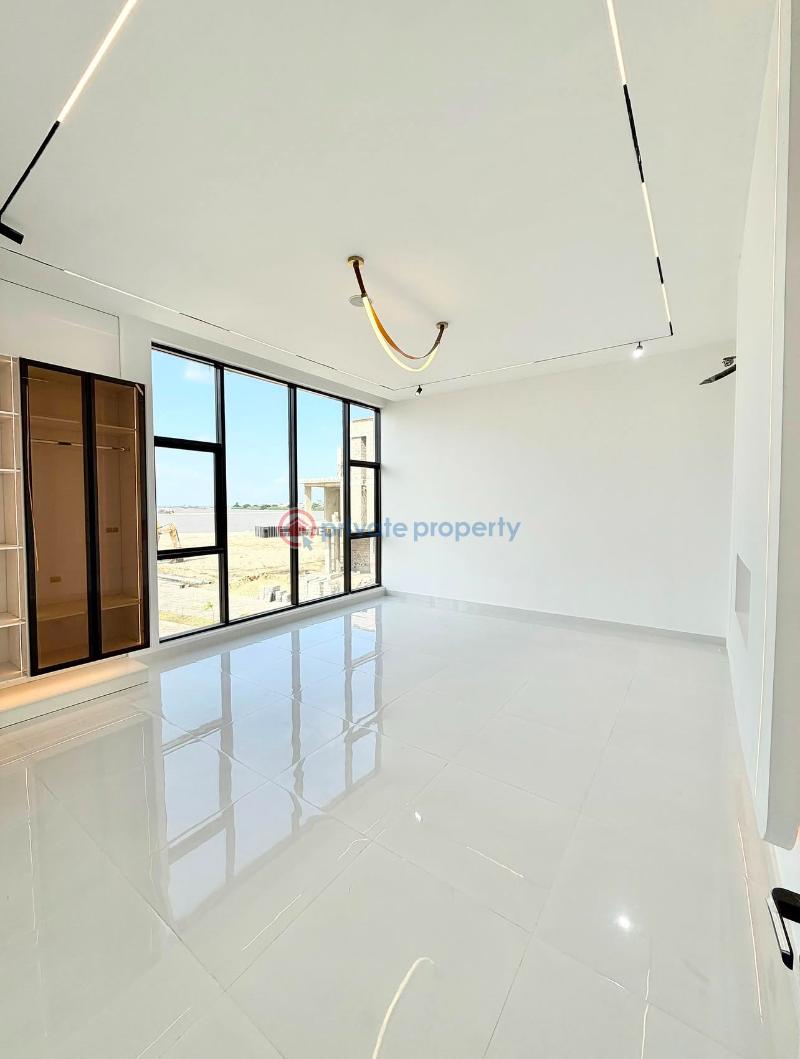 5 bedroom Detached Duplex For Sale Secure Estate At Osapa Lekki Osapa Lekki Lagos - 5