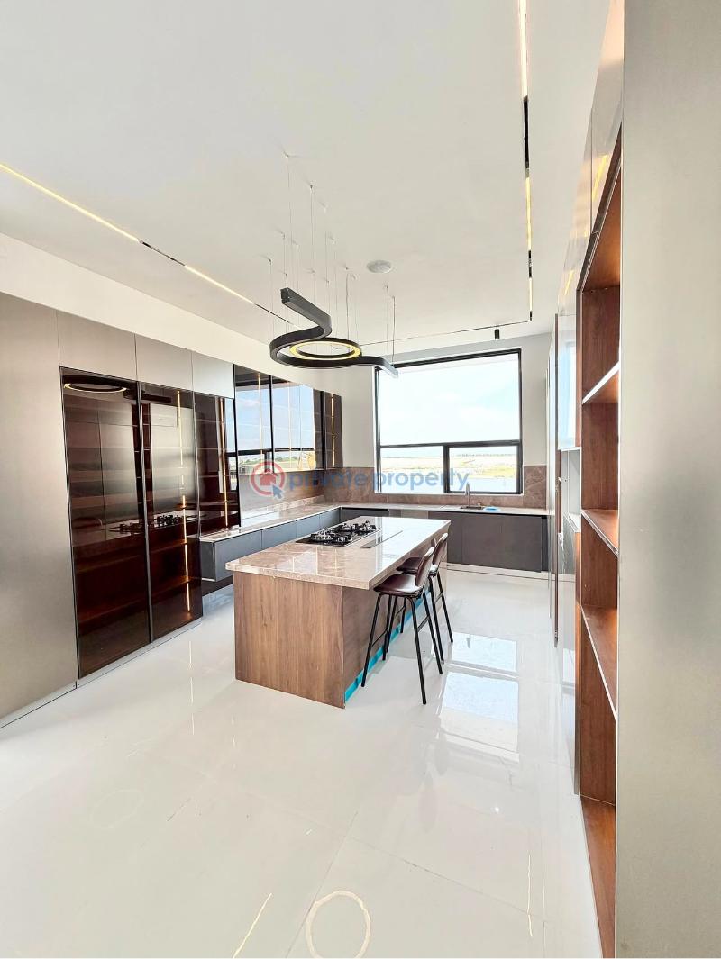 5 bedroom Detached Duplex For Sale Secure Estate At Osapa Lekki Osapa Lekki Lagos - 3