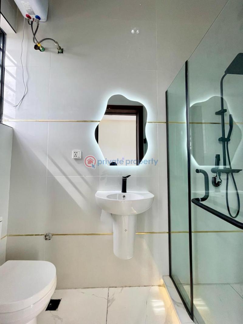 5 bedroom House For Sale Idado Lekki Lagos - 10