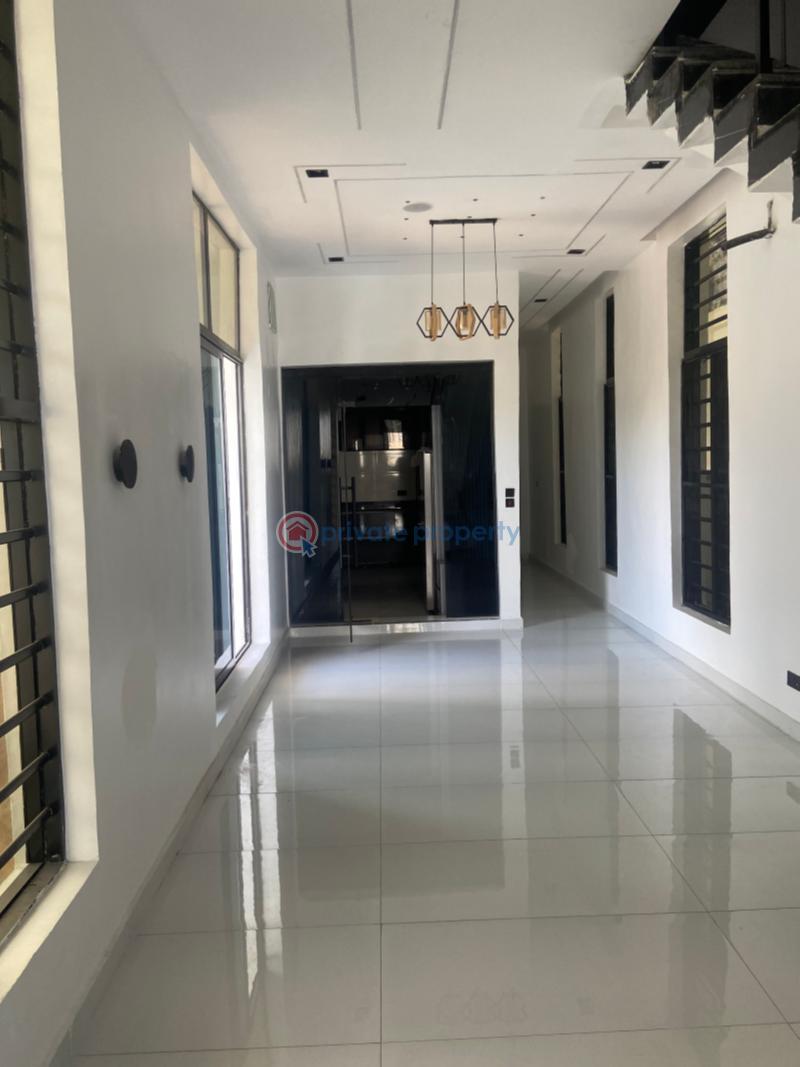 5 bedroom Detached Duplex For Sale Victoria Garden City Lekki Lagos - 5