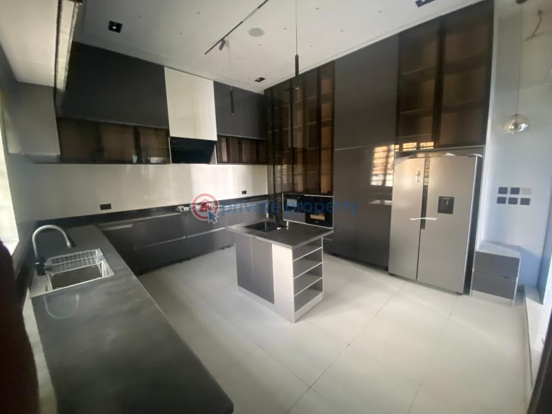 5 bedroom Detached Duplex For Sale Victoria Garden City Lekki Lagos - 9