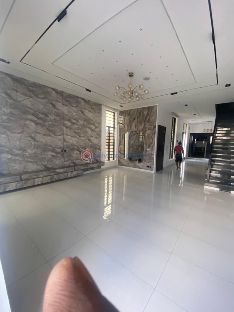 5 bedroom Detached Duplex For Sale Victoria Garden City Lekki Lagos - 3