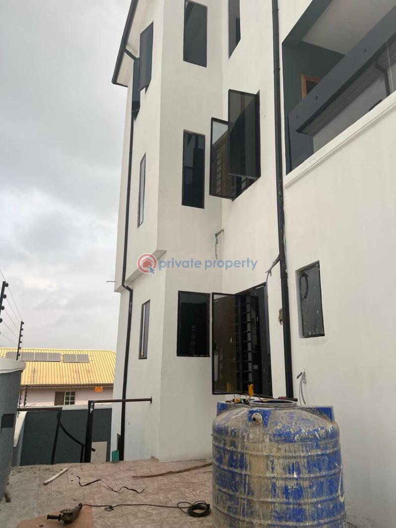 5 bedroom Detached Duplex For Sale Berger Ojodu Lagos - 8