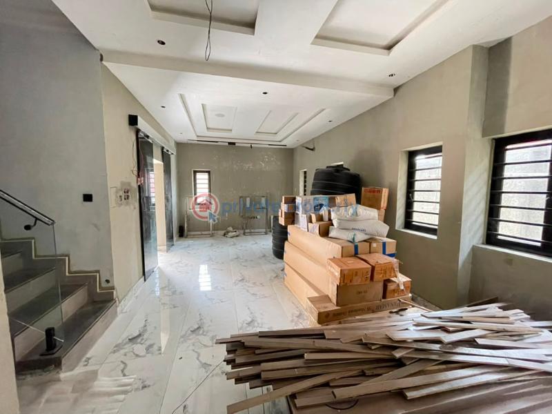 5 bedroom Detached Duplex For Sale Gbagada Lagos - 3