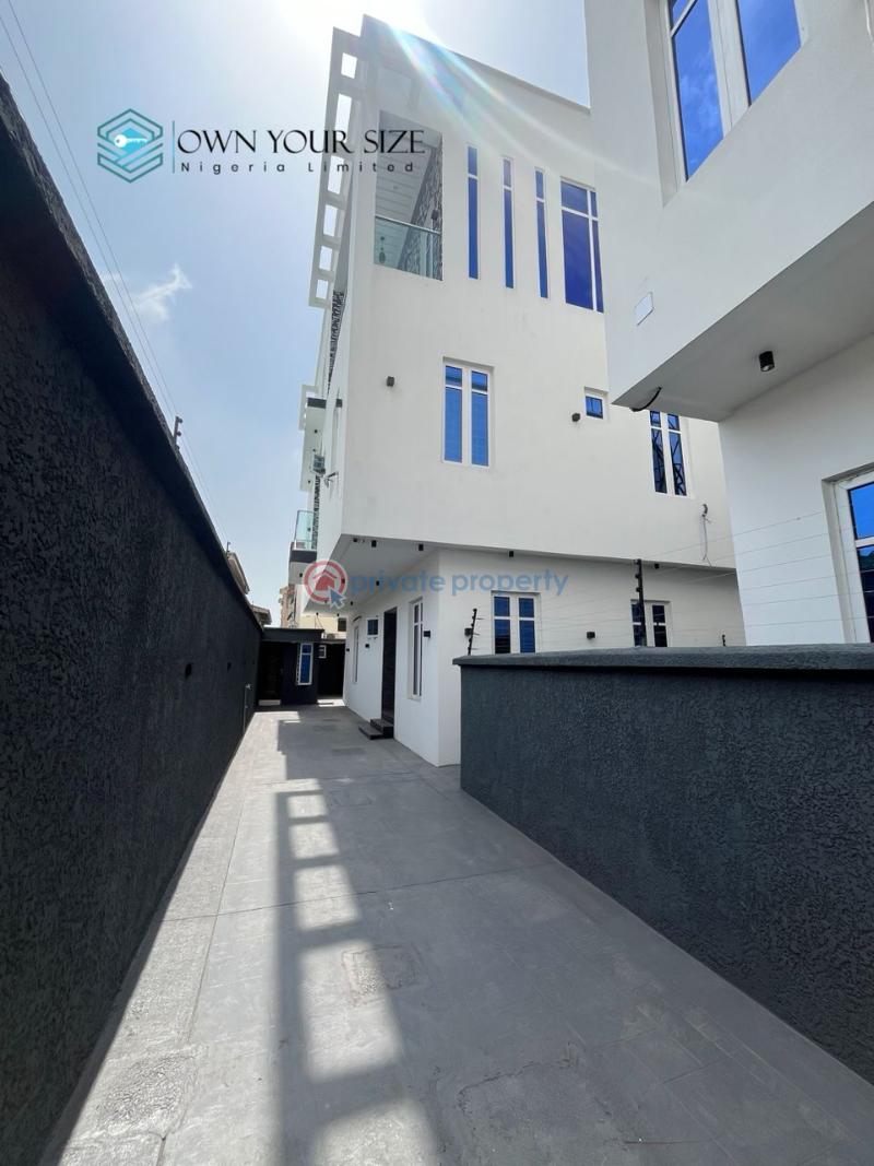 5 bedroom Detached Duplex For Sale Agungi Lekki Lagos - 1