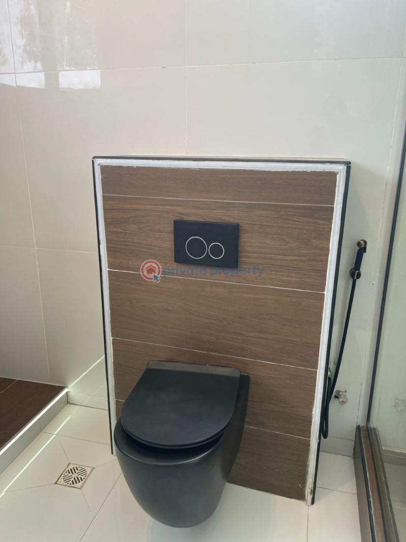 5 bedroom Detached Duplex For Sale Chevron Drive Lekki Lagos - 12