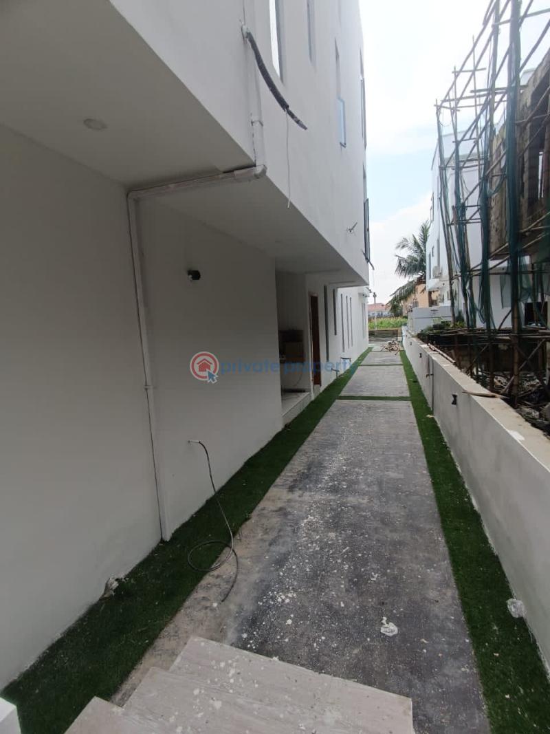 5 bedroom Duplex For Sale Osapa London Lekki Lagos - 3