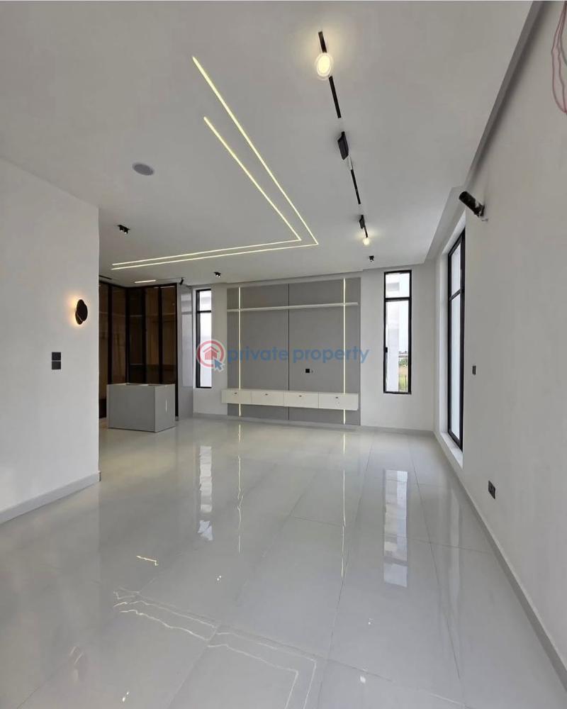 5 bedroom Detached Duplex For Sale Chevron Drive Lekki Lagos - 4