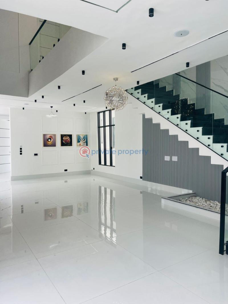5 bedroom Detached Duplex For Sale Chevron Drive Lekki Lagos - 4