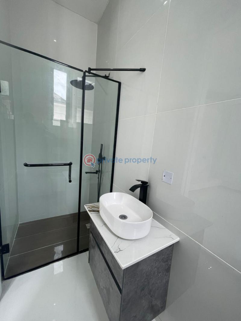 5 bedroom Detached Duplex For Sale Chevron Drive Lekki Lagos - 9