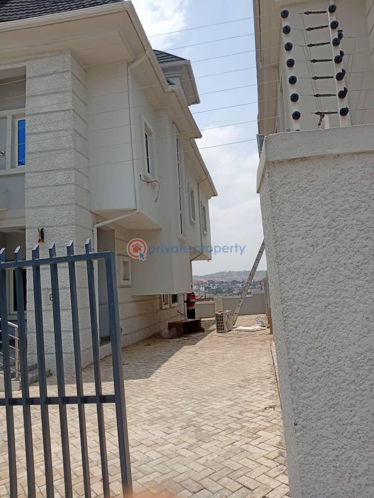 5 bedroom Detached Duplex For Sale Guzape Abuja Phase 1  - 4