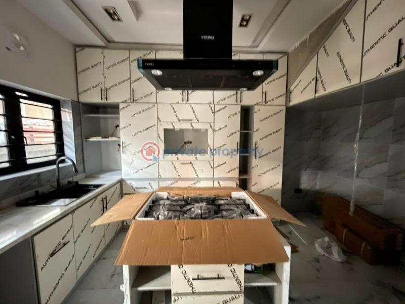 5 bedroom Detached Duplex For Sale Gbagada Lagos - 7