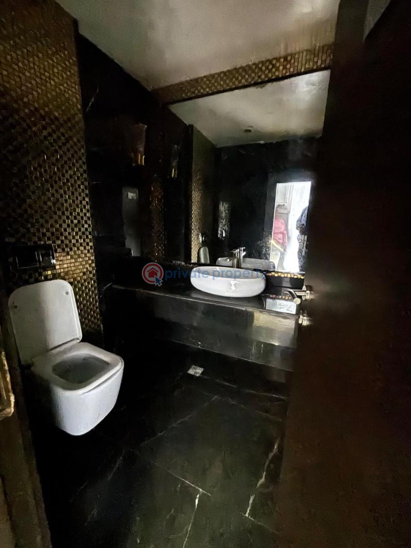 5 bedroom Commercial Property For Rent Ikoyi Lagos - 12